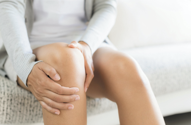 Pelican Bay What Causes Sudden Knee Pain without Injury?